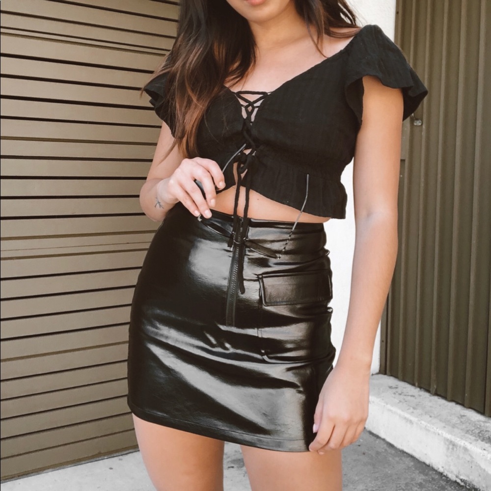 SECCHIC Vegan Leather Skirt!